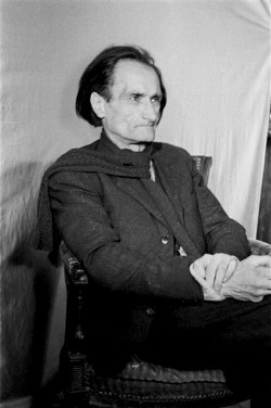 UHRHBwTSQxWgylvIab114w_thumb_6d4