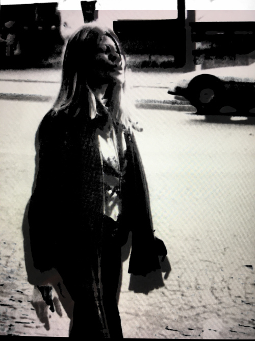 22FABF76-9AD5-43EC-99AF-4B70ECD83005